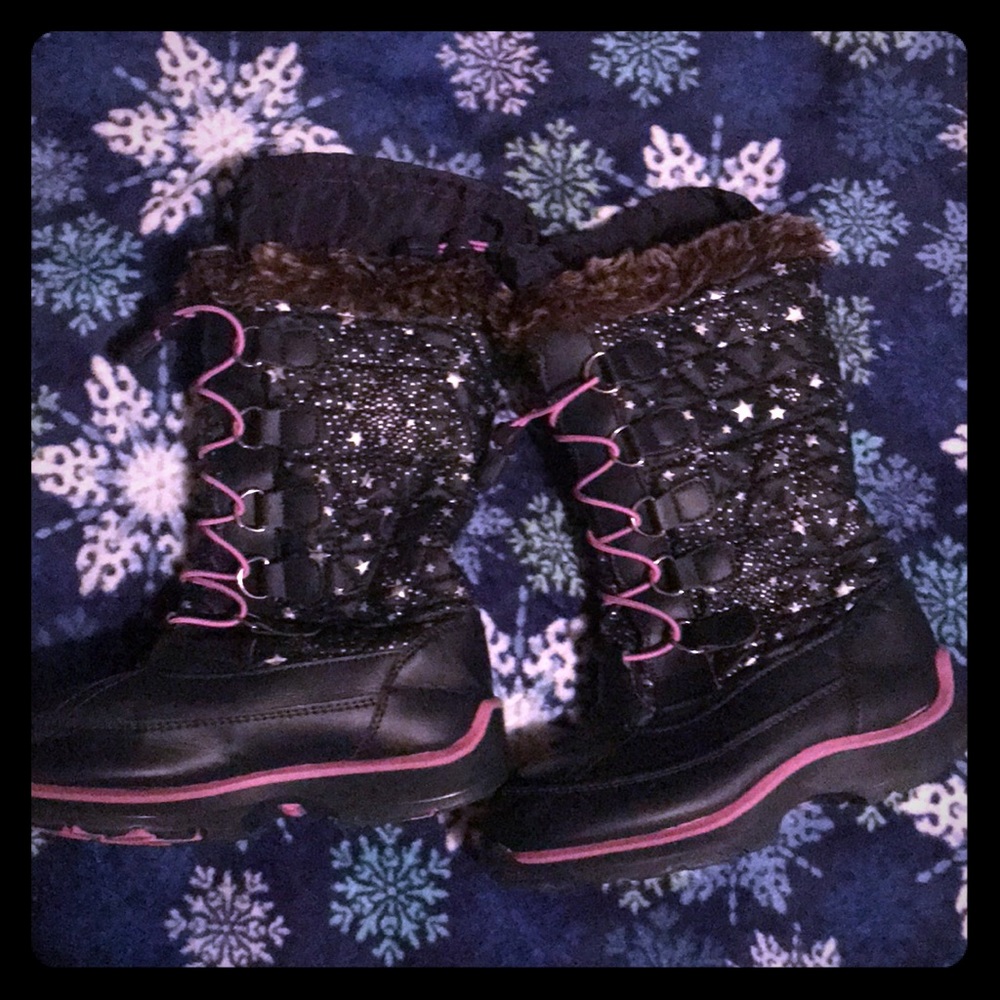 Girls starry snow boots